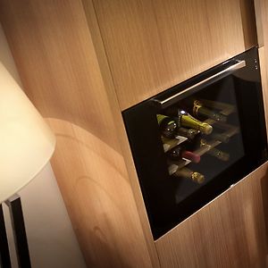 Suite executive
